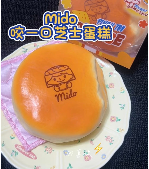 MIDO Bitten Cheesecake